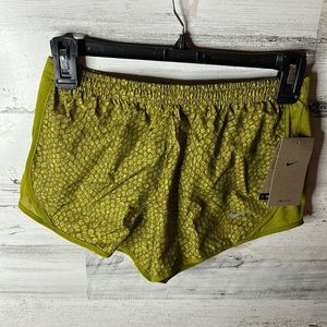 Nike Kids Alligator Print Running Shorts Size M NEW
